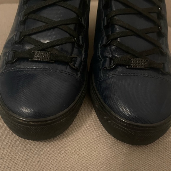 BALENCIAGA ARENA MEN DARK BLUE SIZE 11 PRE OWNED - Picture 4 of 8